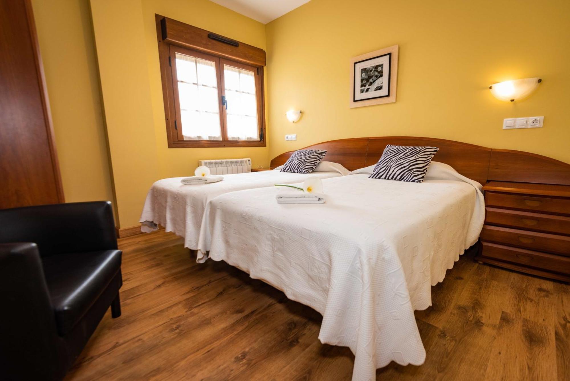 Apartamentos Casa Carin Cadavedo Habitación foto